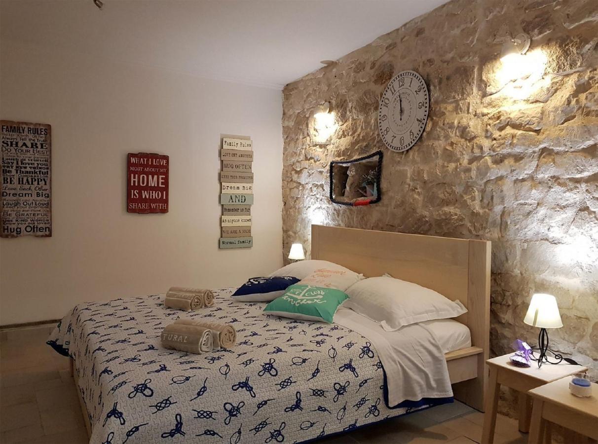 Appartement Nautica Stone House *