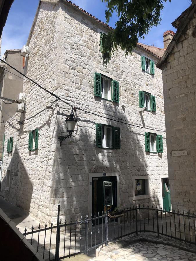 Nautica Stone House